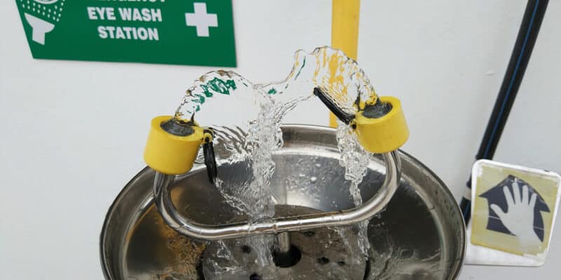 eye wash station